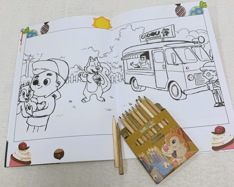 cahier-de-coloriage-et-crayons-paysage-en-ligne-2986