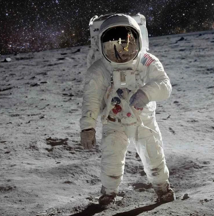 magnet-homme-sur-la-lune-3489